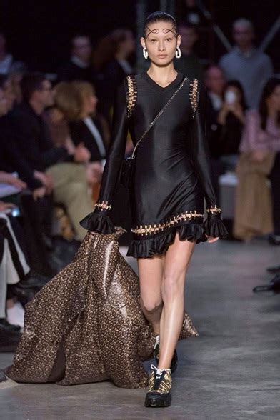 burberry londra sfilata 2019|burberry dresses fall.